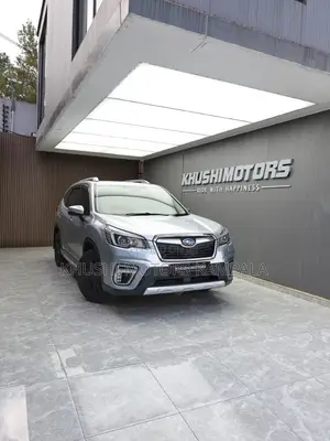 Subaru Forester 2018 Silver