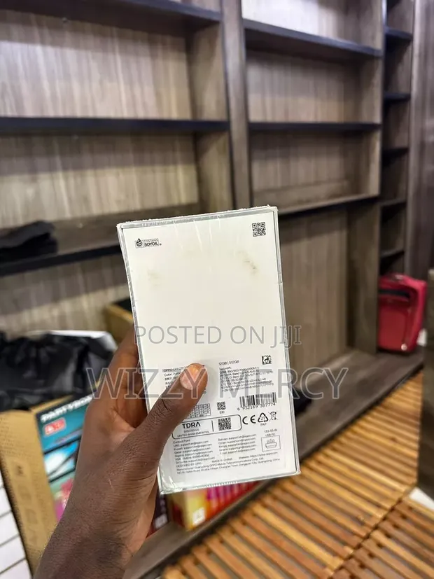 New Oppo Reno15 Pro 5G 512GB Silver - 1