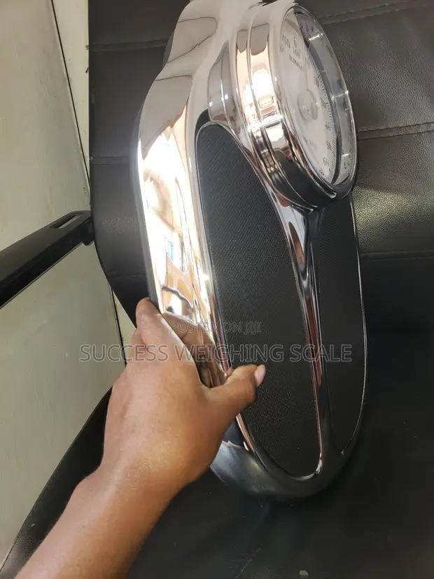 Digital Luxurious Body Weighing Scale (180kg) - 1