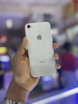 Apple iPhone 8 64GB White