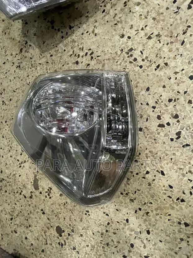 Toyota Harrier Taillights - Brand New - 1