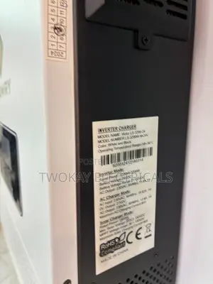 Brand New Sumry 3.2kva Hybrid Inverter
