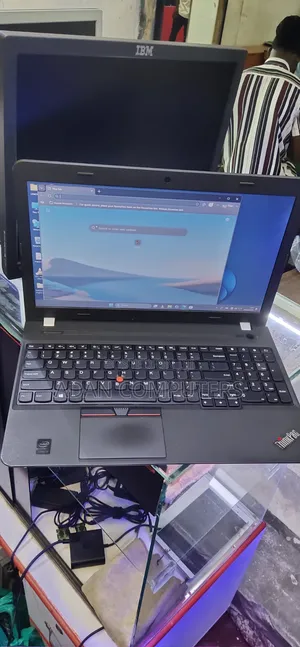 Lenovo ThinkPad Edge E550 Laptop - Intel Core i3, 8GB RAM, 256GB HDD
