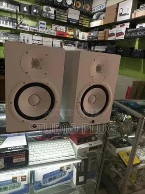 Yamaha HS5 Studio Monitors