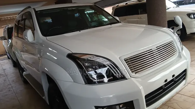 Toyota Land Cruiser Prado 2009 White - 1