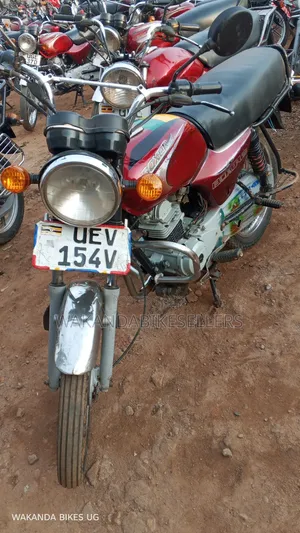 Bajaj Boxer 100 2022 Red