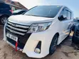 Toyota Noah 2017 - 2