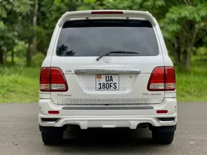 Toyota Land Cruiser Cygnus 4.7 V8 2007 White