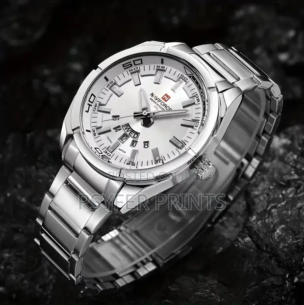 Naviforce Men's Steel Strap Quartz Watch - 1