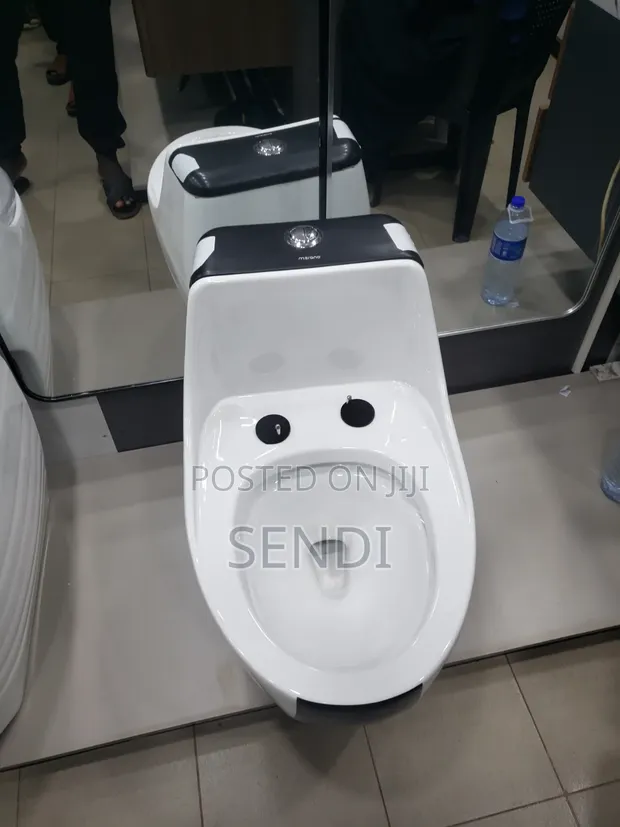 Murano Toilet - Brand New - 1