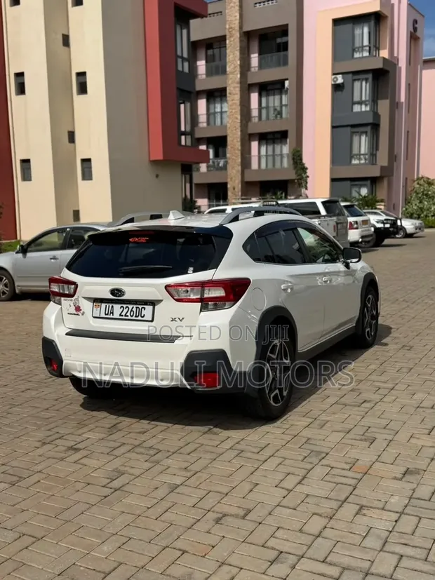 Subaru XV 2018 White - 1