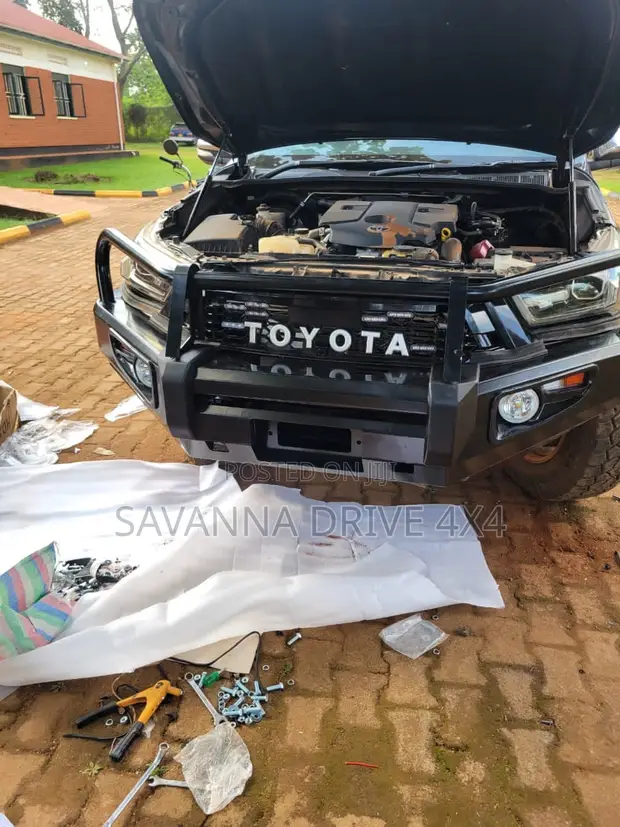 Toyota Hilux Revo Bullbar - Heavy Duty Front Bumper Guard - 1