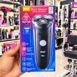 RAF R-4040 Rechargeable 3-Head Electric Shaver - 2