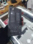 New Samsung Galaxy Z Flip8 256GB Graphite - 2