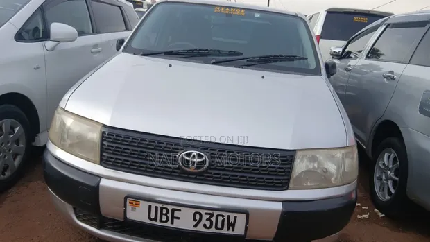 Toyota Probox 2007 Silver - 1