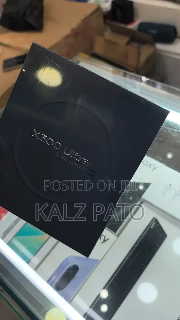 New Vivo X300 Ultra 512GB Black - 1