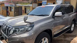 Toyota Land Cruiser Prado 2021 Gray
