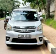 Toyota Noah 2012 Silver - 3