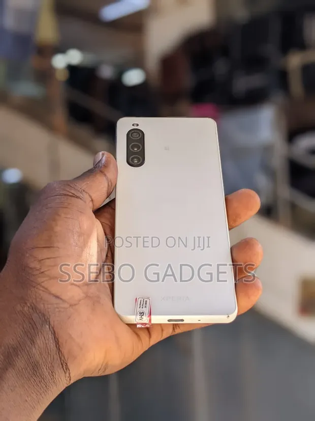 Sony Xperia 10 V 128GB White - 1