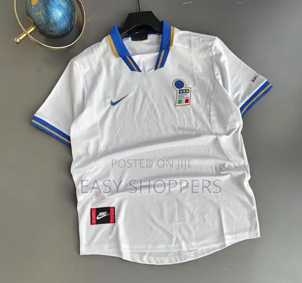 Italy 1996-97 Nike Away Football Jersey - 1