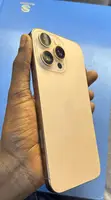 Apple iPhone 16 Pro Max 256GB Gold - 3
