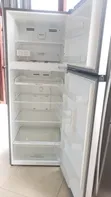 Hisense 599L Frost Free Refrigerator - 2