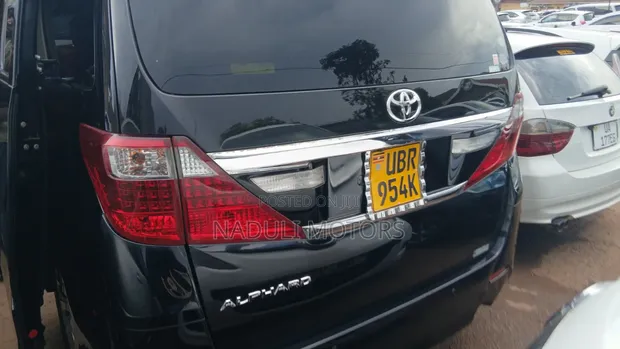 Toyota Alphard 2012 Black - 1