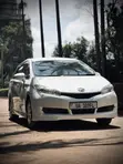 Toyota Wish 2011 White - 2