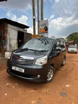 Toyota Noah 2.0 143hp AWD (8 Seater) 2011 Gray - 5