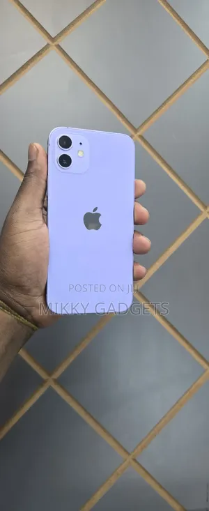 Apple iPhone 12 64GB Purple