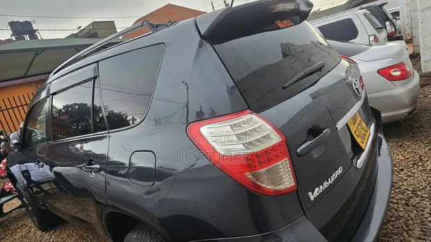 Toyota Vanguard 2007 - 1