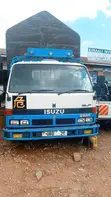 Isuzu ELF Truck 1996 White - 2