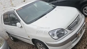 Toyota Raum 2000 White