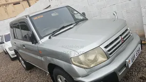 Mitsubishi Pajero 2002