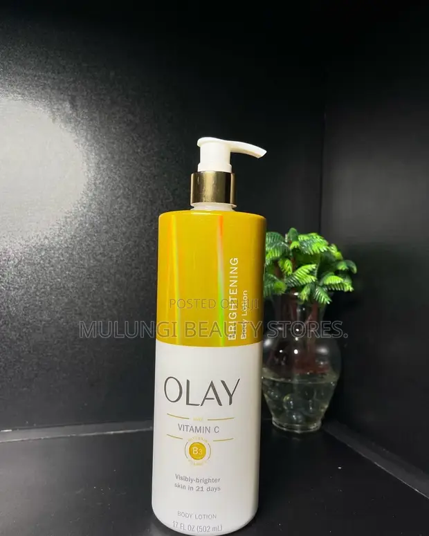 Olay Vitamin C Brightening Body Lotion - 1