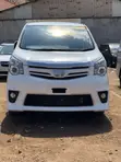 Toyota Noah 2.0 143hp AWD (7 Seater) 2013 White - 5