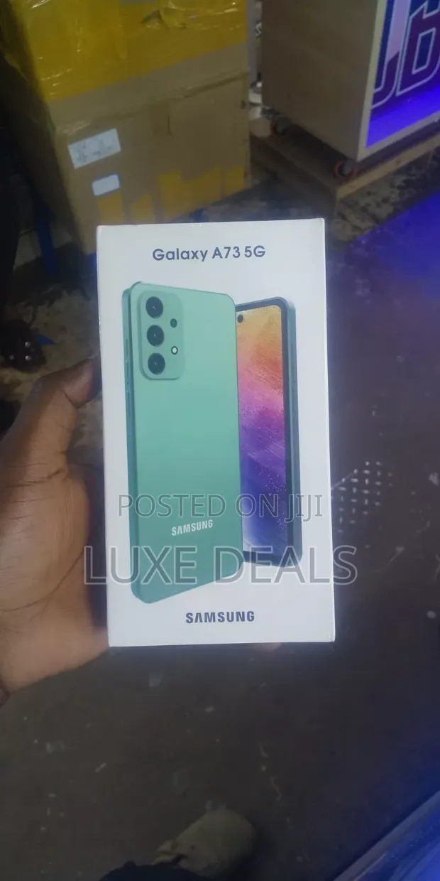 New Samsung Galaxy A73 5G 256GB Green - 1