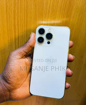 Apple iPhone 13 Pro 128GB Gold