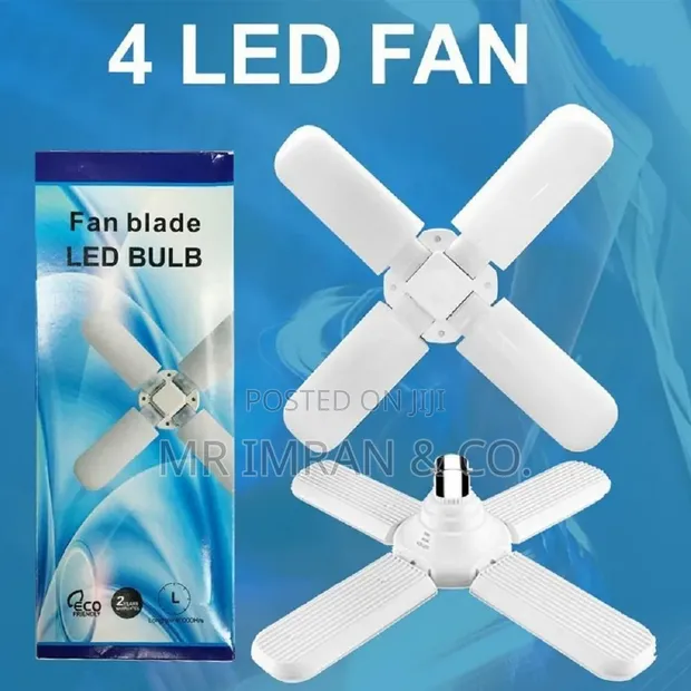 4-Blade Foldable Fan-Shaped LED Light Bulb - 1