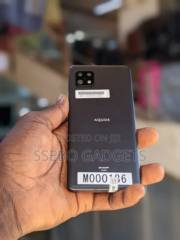 Sharp Aquos Sense6 64GB Gray - 1