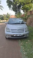 Toyota IST 2002 Silver - 1