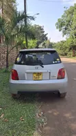 Toyota IST 2002 Silver - 2