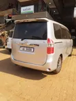 Toyota Noah 2009 Silver - 2