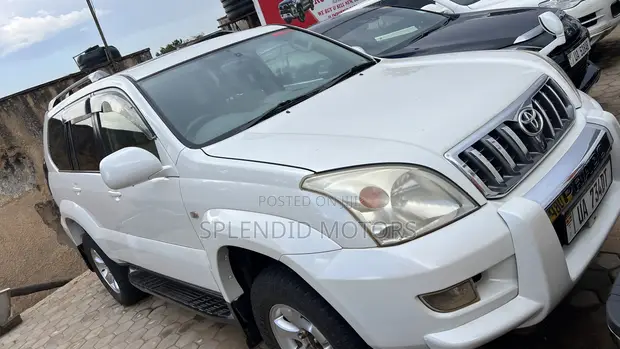 Toyota Land Cruiser Prado 2006 White - 1