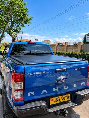 Ford Ranger Roller Shutter / Electric Rolling Cover