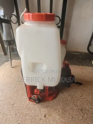 Brand New 4-Stroke Power Sprayer