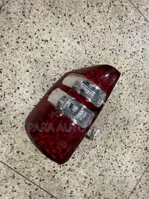 Toyota Noah Tail Lights (2012)