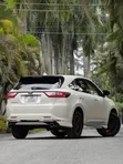 Toyota Harrier 2.0 2017 White - 2