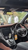 Toyota Harrier 2.0 2017 White - 3