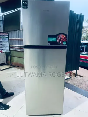 Hisense 419L Refrigerator - Good As New